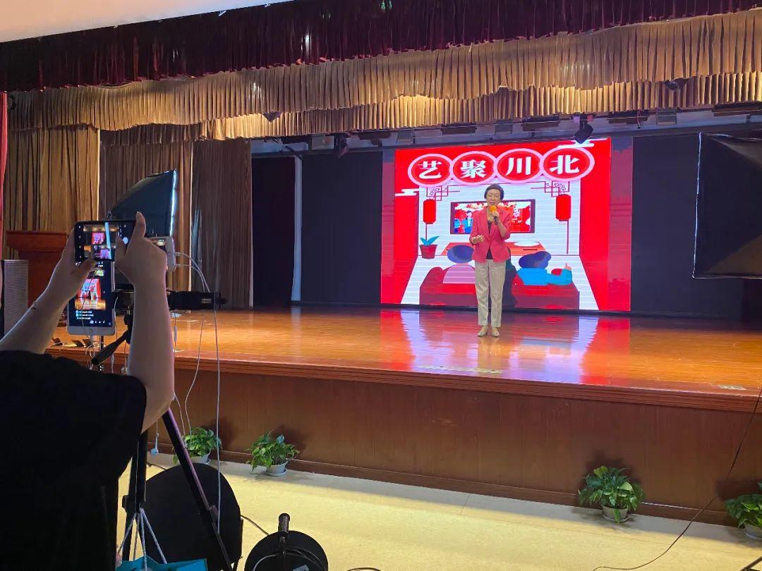 滑稽演員劉敏,滑稽演員劉敏，在笑聲與自然美景中的心靈之旅
