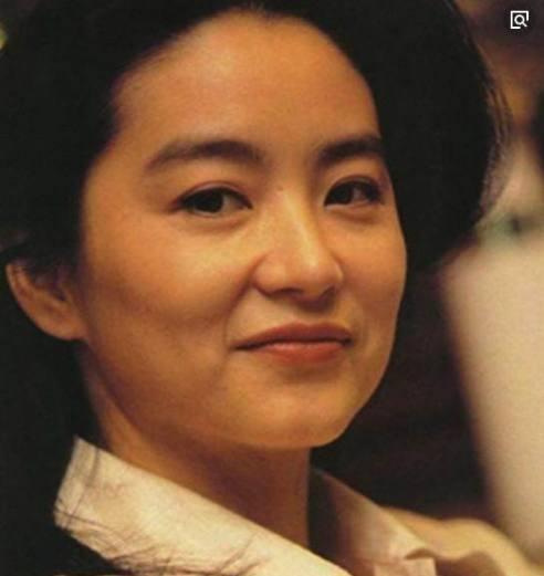 反派愛的盛世美顏?zhàn)钚?，日常情緣的綻放
